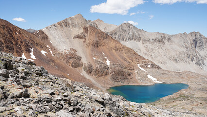 Mountain peaks on the Pinchot Pass section along the Pacific Crest Trail in California, USA.