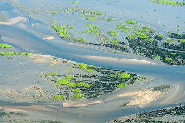 vue aérienne du Bassin d'Arcachon en France