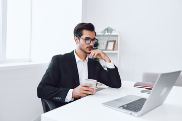 Obraz premium Looking man business tired glasses desk laptop office sitting working thinking