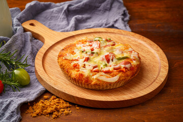 Special pastry Chinese style small pizza