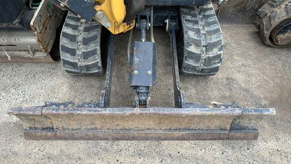 ユンボのキャタピラ