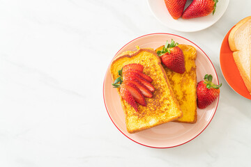 french toast with fresh strawberry