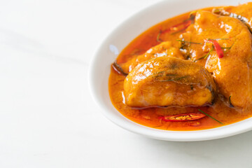 Redtail Catfish Fish in Dried Red Curry Sauce that called Choo Chee