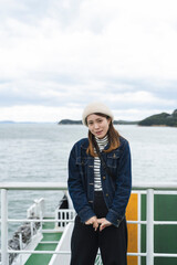 Fototapeta premium ベレー帽を被った女性