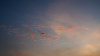 View of the sky at dusk and the sun is about to set.