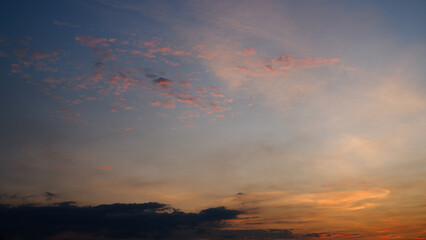 View of the sky at dusk and the sun is about to set.