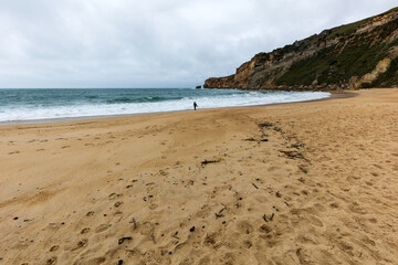 La bellissima spiaggia di Nazar&egrave; in Portogallo