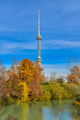 Fototapeta premium scenic view of Tashkent TV tower and Bozsuv canal (Tashkent, Uzbekistan)