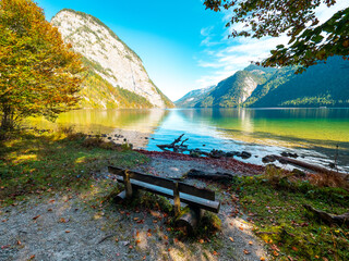 Obraz premium Lake Koenigssee, Berchtesgaden, Bavaria, on a sunny day in autumn