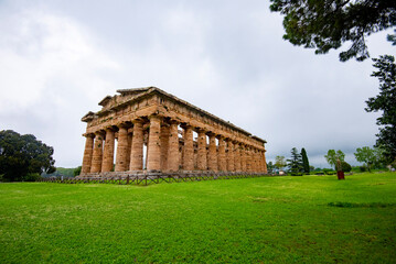 Fototapeta premium Temple of Poseidon in Archaeological Park of Paestum - Italy