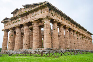 Fototapeta premium Temple of Poseidon in Archaeological Park of Paestum - Italy