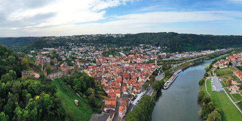 Luftbild von Wertheim am Main mit Blick auf die Burg. Wertheim, Main-Tauber-Kreis, Stuttgart, Baden-Württemberg, Deutschland.