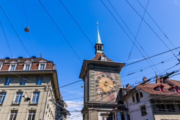 Fototapeta na wymiar La Tour de l'Horloge Zytglogge à Berne en Suisse