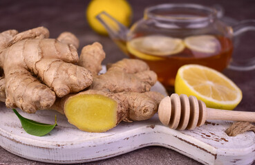 Fragrant tea made from ginger root with lemon and honey. A drink that improves immunity.