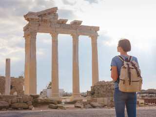 Obraz premium travel to ancient city of Side, Antalya coast of Turkey