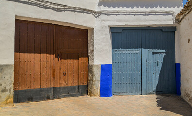 
Covers in a town house