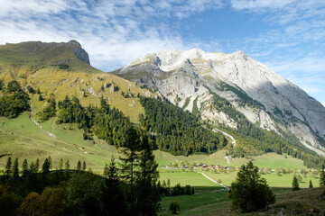 Blick über die Eng zum Gamsjoch im Karwendel