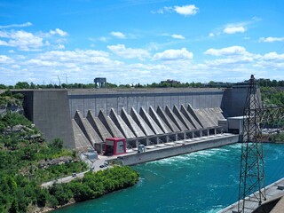 Hydroelectricity power generation dam on New York State side of Niagara River - 666175924