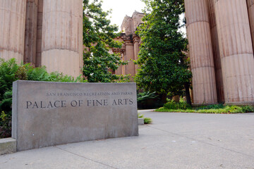 San Francisco, California: Palace of Fine Arts entrance