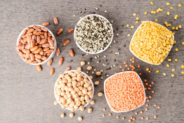 Top view of multiple legume and pulses in bowl