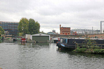 	
Narrow boats on the Regents canal, London	