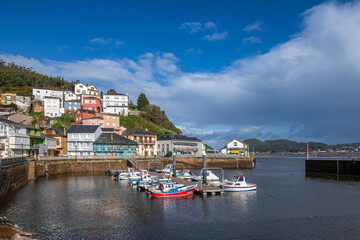 Fototapeta na wymiar Port of the fishing village of O Barqueiro, A Coruna, Galicia, Spain