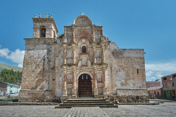 The Temple of San Pedro in Haquira is built with ashlar and lime.