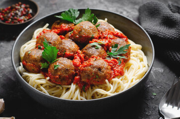 Spaghetti with Meatballs in Tomato Sauce, Italian Pasta