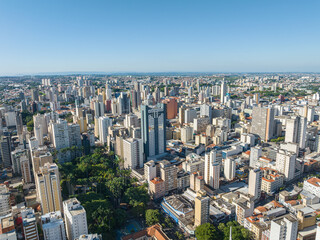Fototapeta premium Imagem aérea do bairro Cambuí em Campinas, São Paulo. Brasil. 