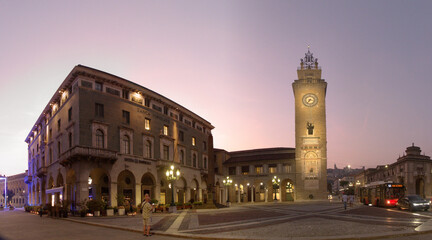 Fototapeta na wymiar Tower, Torre dei Caduti