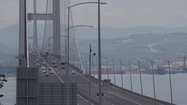 traffic on osmangazi bridge, Istanbul, fg01