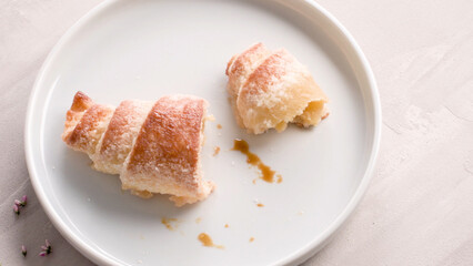 Small croissants