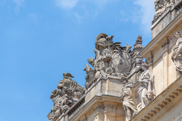 Obraz premium view of the castle of versailles