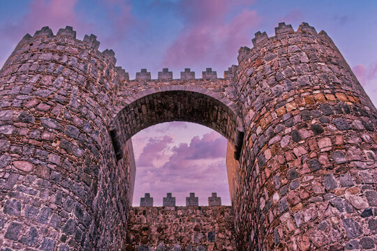 Torreones
