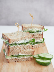 veggie cucumber and green spinach sandwiches