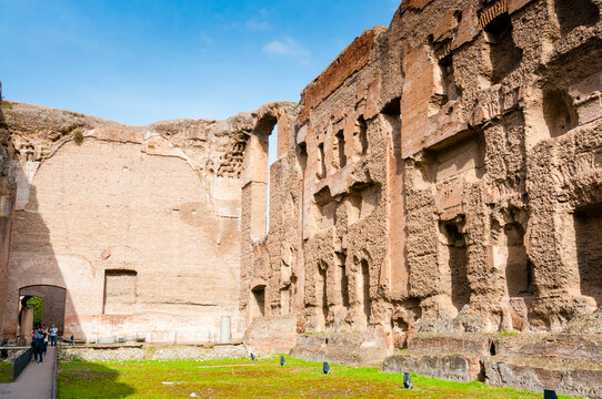 Natatio (Swimming pool), Baths of Caracalla, UNESCO World Heritage Site, Rome, Latium (Lazio)