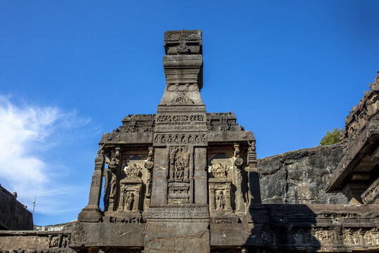 Stone Diya Stambha pillar in the Kailash Temple, Ellora Caves, UNESCO World Heritage Site, Maharashtra, India