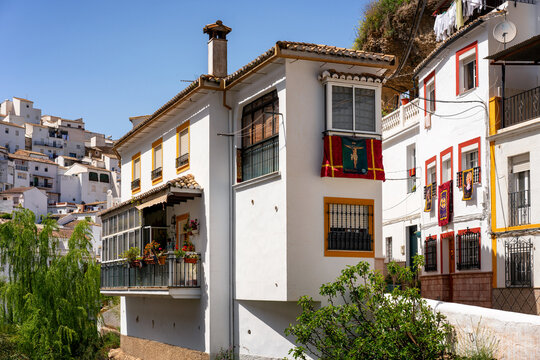 Street with white houses in Setenil de las Bodegas, Pueblos Blancos region, Andalusia, Spain
