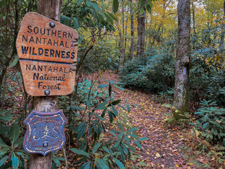Beautiful Fall Weather Hiking the Appalachian Trail in the Nantahala National Forest. Fall Weather Hiking North American Fall Weather Hiking the Appalachian Trail in the Nantahala Nat