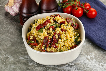 Vegetarian Pasta ptitim with vegetables