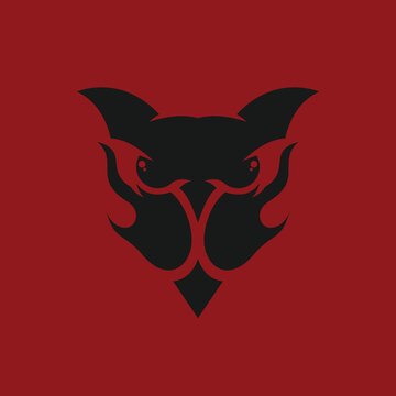 Silhouette owl face design vector