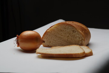 sliced bread and onion on the table