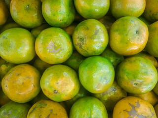 limes on market stall