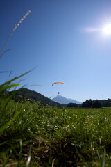 paragliding landing