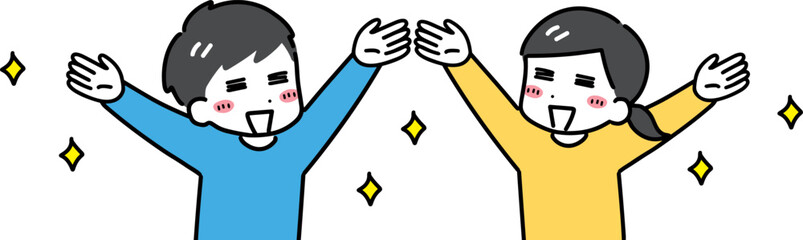 万歳のポーズで喜ぶ嬉しそうな私服の若い男女(上半身)