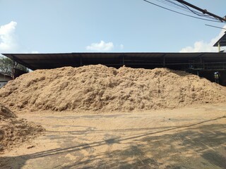 Bagasse is an example of industrial waste produced by a sugar factory . So far, the use of...