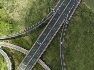 Aerial view of highway in city.