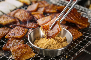 Grilled Marinated Pork Rinds, 돼지껍데기