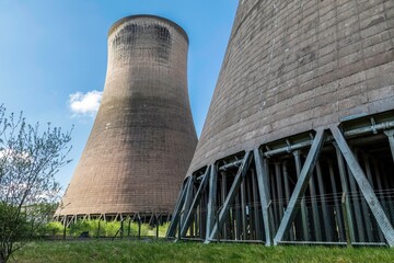 Fiddlers Ferry Power Station a decommissioned coal fired power station located in Warrington,...