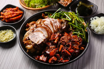 grilled meat with vegetables, 족발